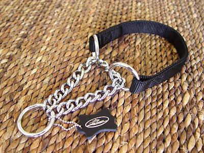 All Weather Choke Nylon Martingale Dog Collar for English bulldog