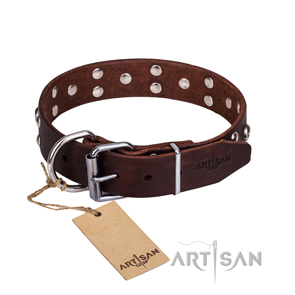 Leather dog collar with rounded edges for convenient daily walking