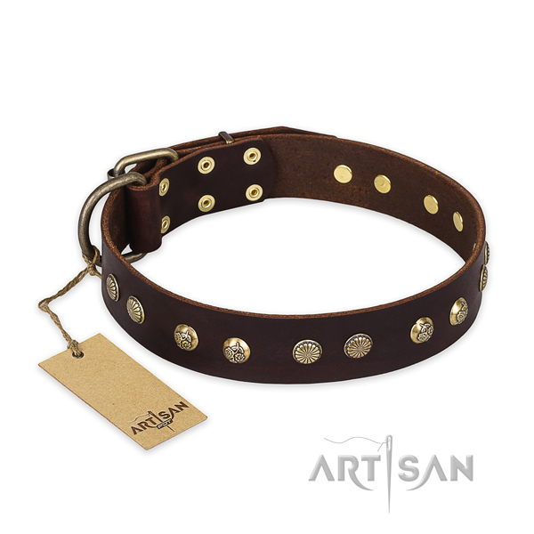 Fine quality natural genuine leather dog collar with rust resistant D-ring