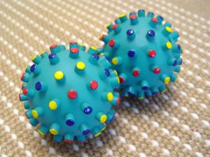 Crazy Color Rubber Ball Makes Sound 4,8 inch